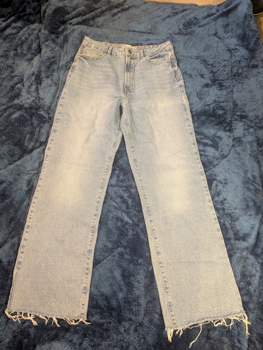 Zara Light Blue Wide Leg Frayed-Hem Jeans